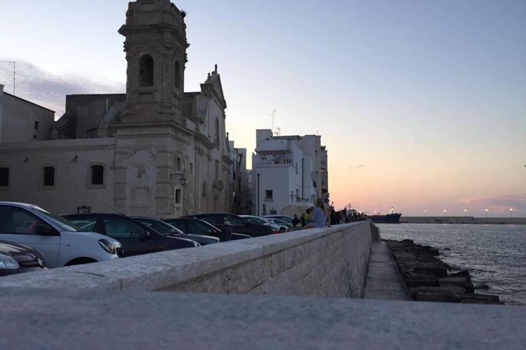 Historic Apartment In Centre Of City 100M To Sea โมโนโปลี ภายนอก รูปภาพ
